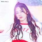 게임 캐릭터 같은 여돌