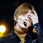 [EXO] 아 이오빠진짜 너무잘생<b>겻네</b> ㅁ1ㅊ거아니냐