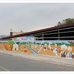 담벼락에서 <b>풍악</b>이 두두둥 ~~ 얼쑤!  자원봉사 하면 신천지 자원봉사단