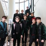 [NCT] <b>네이비</b> 벨벳도 가나요