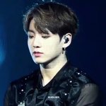 [방탄소년단] 정국이 어제 방에서 스스로  <b>명상</b>했다고 했는데....