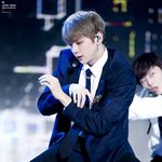 [강다니엘] 강다니엘 무대 눈앞에서 본 <b>남자</b>관객 현실 반응ㅋㅋㅋㅋ