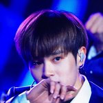[이대휘] 눈빛이 너무 <b>강렬</b>해 대휘야