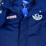 [EXO] 애들아 ㅠㅠ 나 이거 옷샀는데 솔직히 구리냐..?