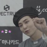 [시우민] <b>퍼프</b> 인터뷰 시우민 넘 이쁜데? ㅋㅋㅋ