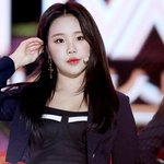 주이는 <b>흑발</b>이 정말 잘어울린다