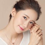 상견례 <b>프리</b>패스상같은 윤아 새 화보