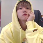 [EXO] <b>변백현</b> 진짜 'ㅅ' 이렇게 생겼다