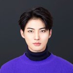 <b>시현</b>하다에서 찍은 증명사진 공개한 아이돌