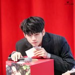 [옹비드] 옹성우 얼굴 입체미 장난아니다 ㅠ 옹성우 잘생기고 멋있고...