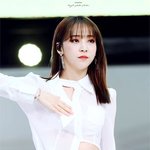 집중하게 만드는 야무진 <b>여</b><b>돌</b> 미모