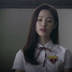 혹시 <b>이분</b> 누군지 아시는 분 있나요?