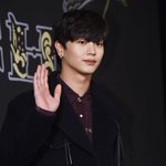 <b>흑발</b>한 육성재