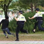 [댓글부탁해] 엄마한테 <b>왕따</b>당했던 얘기를 했는데