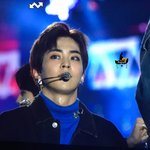 [EXO] 밍속 <b>파란</b>터틀넥 좀 봐죠