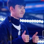 [EXO] 경수 팬들한테 엄<b>지척</b>해주는거ㅠㅠ