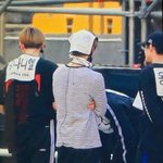 원아페 리허설할때 황민현 ㅋㅋㅋㅋㅋ