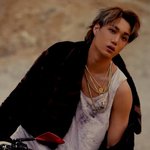 [EXO] 이거 둥임? 종인이 목걸이가 <b>생명</b>의 열쇠래