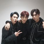 [NCT] 쟈니컬 <b>살짝</b> 컬넣은 머리 너무 좋지않음?