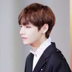 나<b>폴더</b>폰으로 바꾸려고해서 엄마한테 폰받았는데..