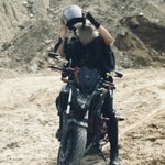 [EXO] 학교마쳣는데 이런오빠가 오도<b>방구</b>끌고 나태우러와서 기다리고있으면...