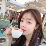 [댓글부탁해] 혼자 유럽여행중인 <b>한선화</b>