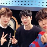 [댓글부탁해] <b>SM</b> 남<b>돌</b>들 사이에 있는 충재씨