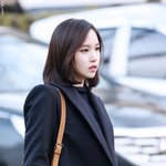 [댓글부탁해] 고급<b>지게</b> 생겼다는건 어떤얼굴이야??