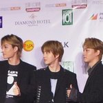 [EXO] 제발 <b>헤디</b>년아