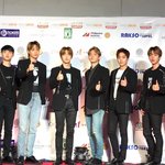 [EXO] 코디 까는거 그로지? 난 <b>무난</b>한데