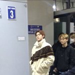 [EXO] 세훈이 <b>후리스</b> 예뻐서 찾아보니까