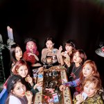 대충 하는 법이 없는 트와이스 할로윈팬<b>미팅</b>