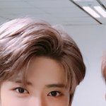 그래 남자는 니트지(<b>feat</b>. nct 재현)