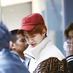 [세훈] 181029 <b>출입국</b> 고화질1