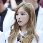 같은 <b>의상</b>으로 보는 태연 금발vs흑발