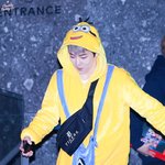 [EXO] 민석이 저 <b>가방</b> 많이 들고다니네
