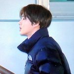 [EXO] 준면이 갈발이고 <b>머리만</b> 다듬었나봄