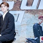 [EXO] 기사<b>사진</b>에 세훈이<b>옆</b>에 세훈이 있음ㅋㅋㅋ