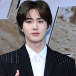 <b>수호</b> 진짜 잘생겼다