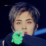 [시우민] 오늘 얼음나무님 <b>영혼</b> 갈아서 플뷰 찍으신듯 (시우민