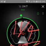 [EXO] 졸업식 날 같이 사진 찍자며 팔 끌어당기는 <b>동갑</b> 백현