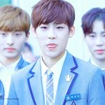 [댓글부탁해] 박우진 1년<b>사이</b>에 상남자 다됐네