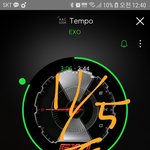 [EXO] 다른 <b>직원</b>들한테는 늘 <b>사무</b>적이게 대하지만 내가 말만 걸면...