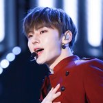 [황민현] 181104 미친미모 황민현