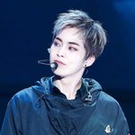 시우민 오드아이ㄷㄷㄷㄷㄷㄷㄷ