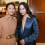 <b>신세계</b> 백화점에 연예인 많이 왔네요ㅎ