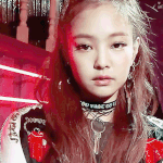 제니 중<b>안부</b> 짧은거 부럽다