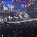 [드루와] 방탄 <b>무대</b> 끝나고 미친거아님?