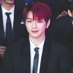 [강다니엘] <b>사진첩</b> 하루만에 난리가났다ㅋㅋㅋㅋㅋ