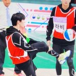 [VIXX] 레오가 달리기 엄청 빠른데 뛰다가 잘 넘어지잖아